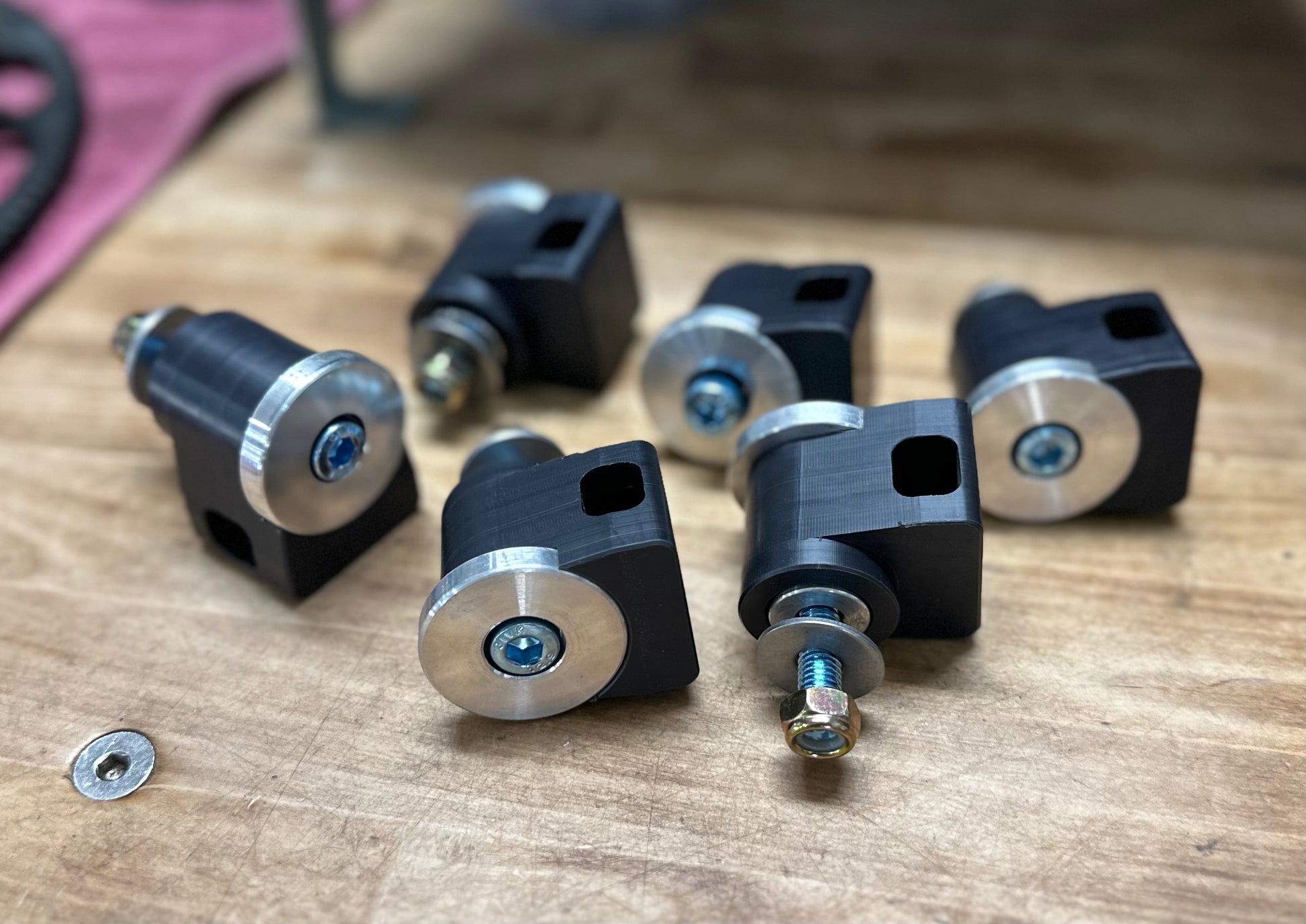 Fabrication APM HD torsion spring mounts – Munson Motorsports